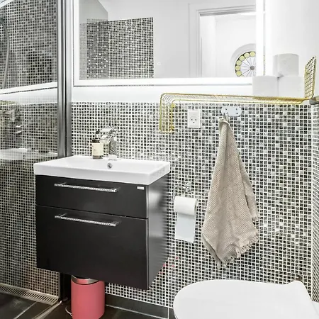 1 Bedroom Lovely In شقة *