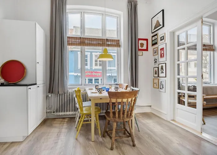 1 Bedroom Lovely In شقة *